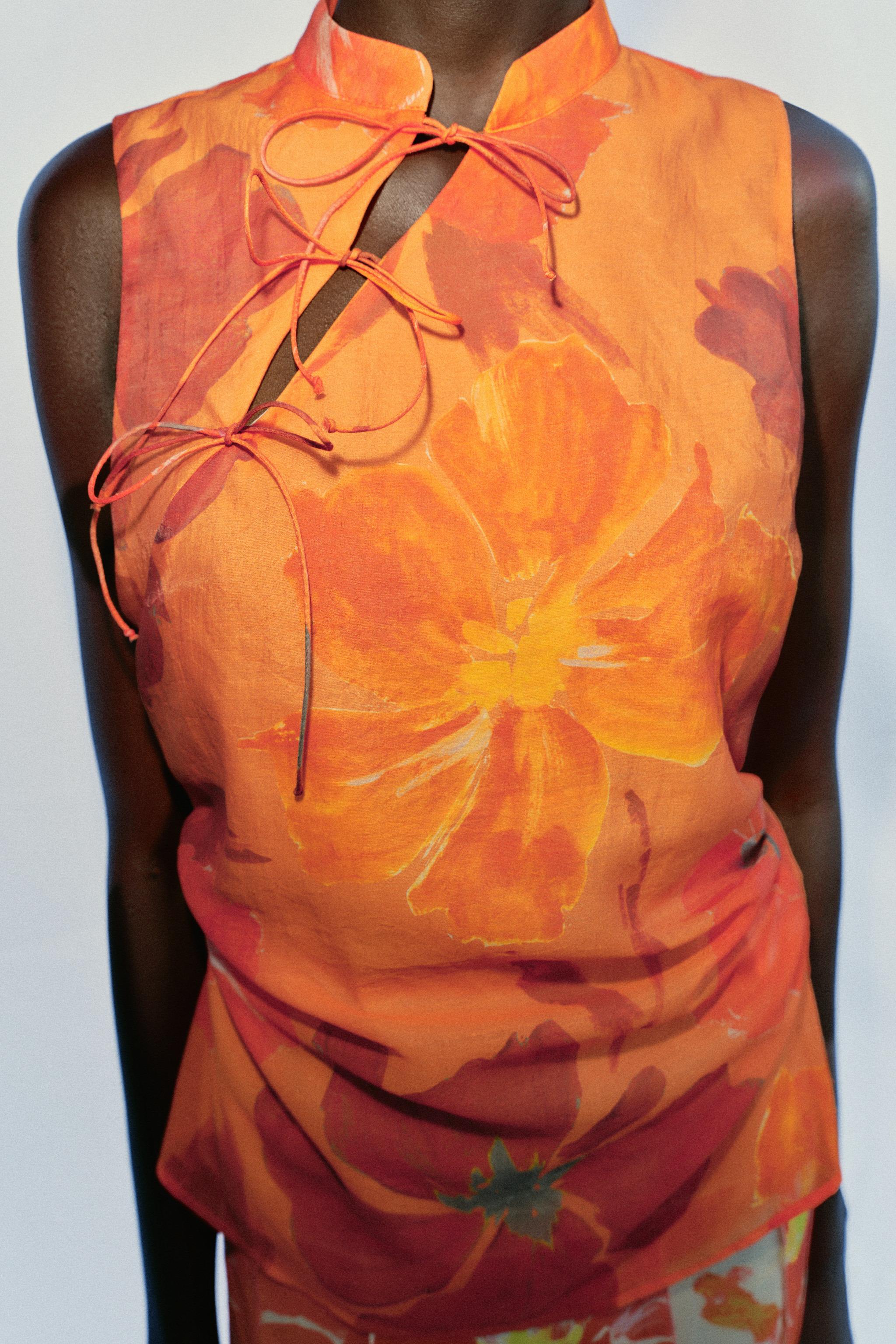 PRINTED TIE TOP